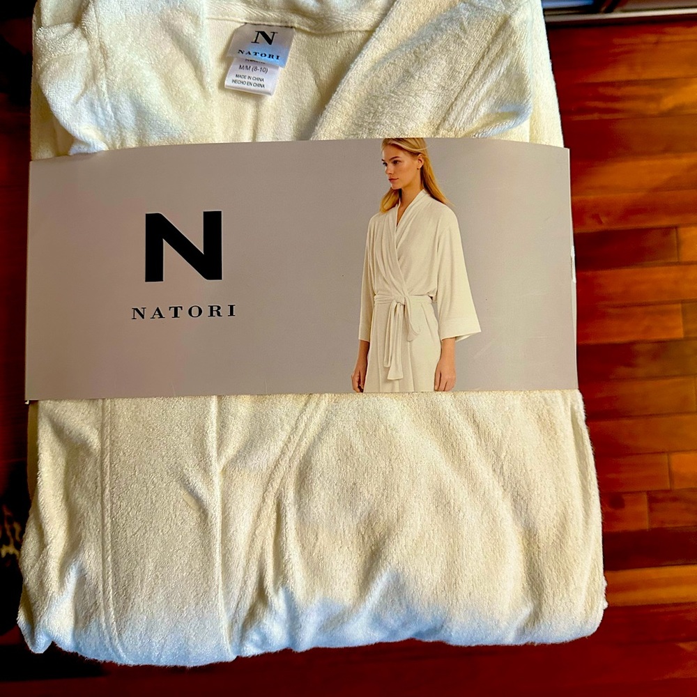 Natori Spa Terry Robe Size M NWT